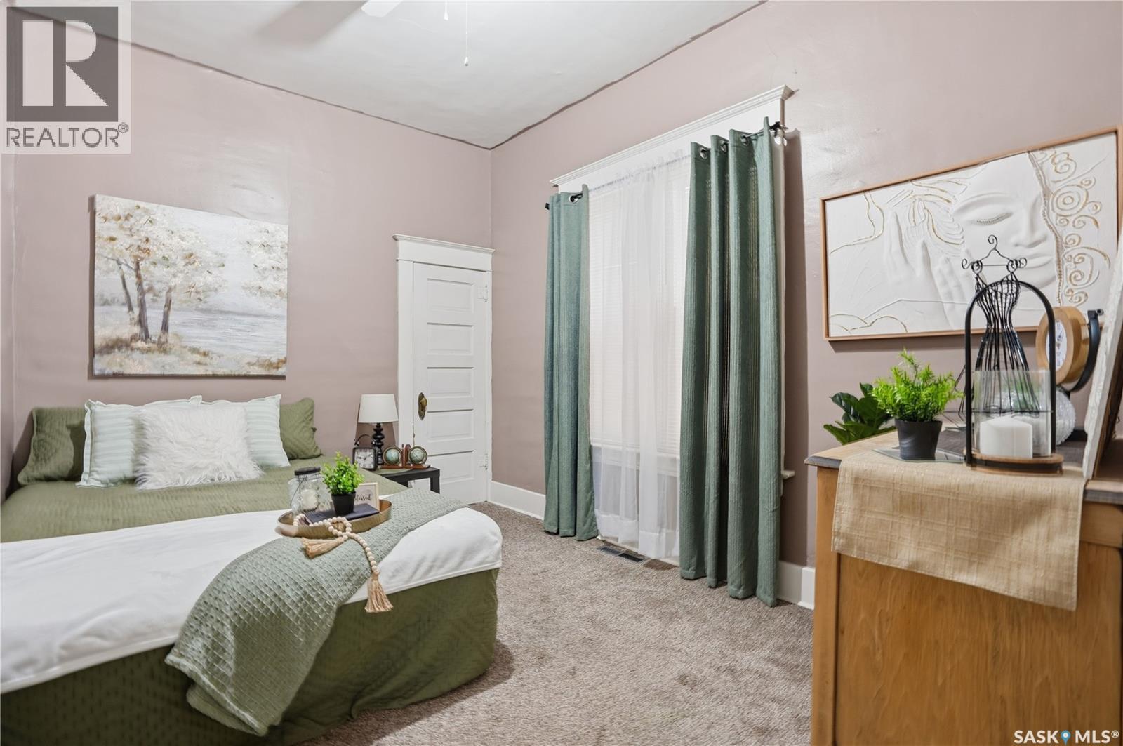 1150 3rd AVENUE NE - 25