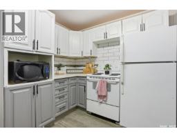 1150 3rd Avenue Ne, Moose Jaw, SK S6H1G1 Photo 17