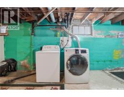 1150 3rd Avenue Ne, Moose Jaw, SK S6H1G1 Photo 32