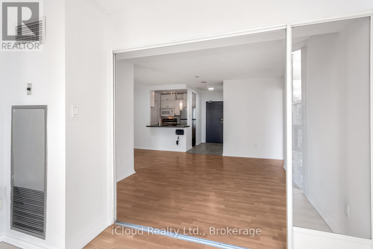 #2111 285 ENFIELD PLACE - 15
