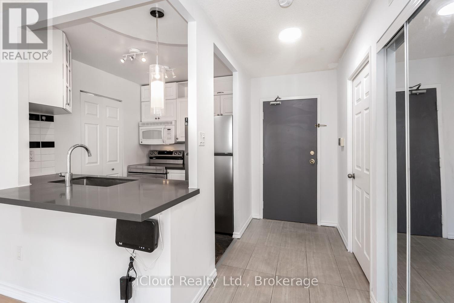 #2111 285 ENFIELD PLACE - 23