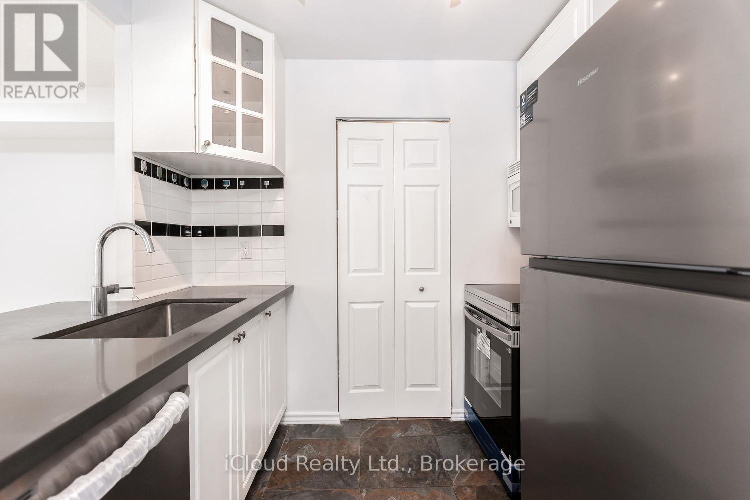 #2111 285 ENFIELD PLACE - 25