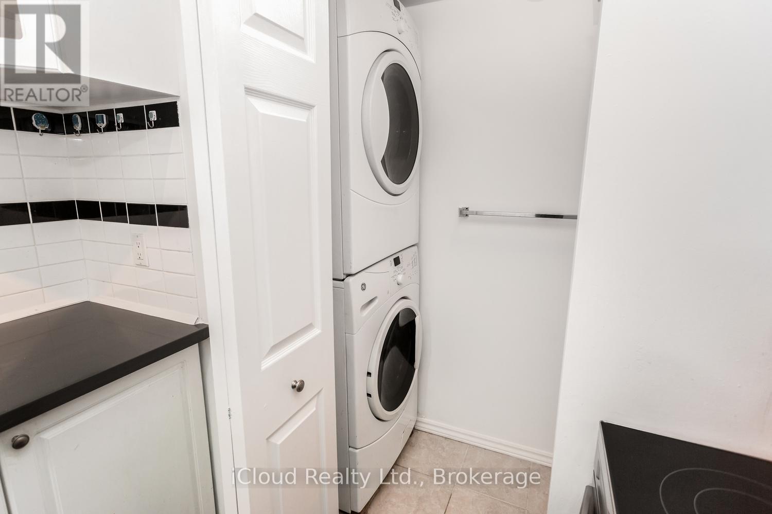 #2111 285 ENFIELD PLACE - 28