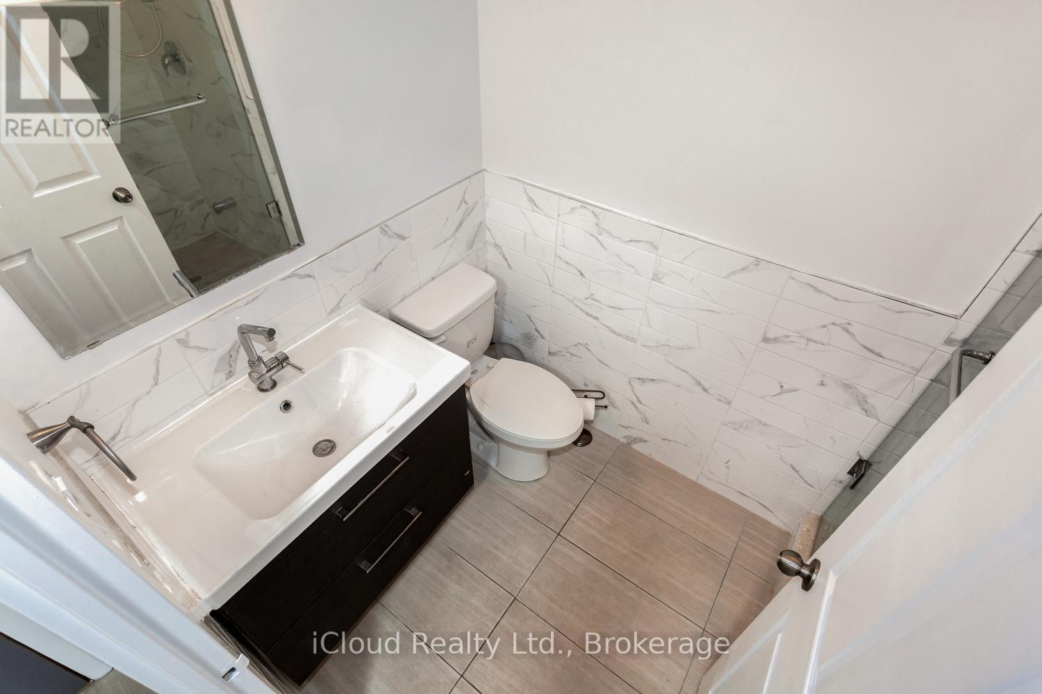 #2111 285 ENFIELD PLACE - 33