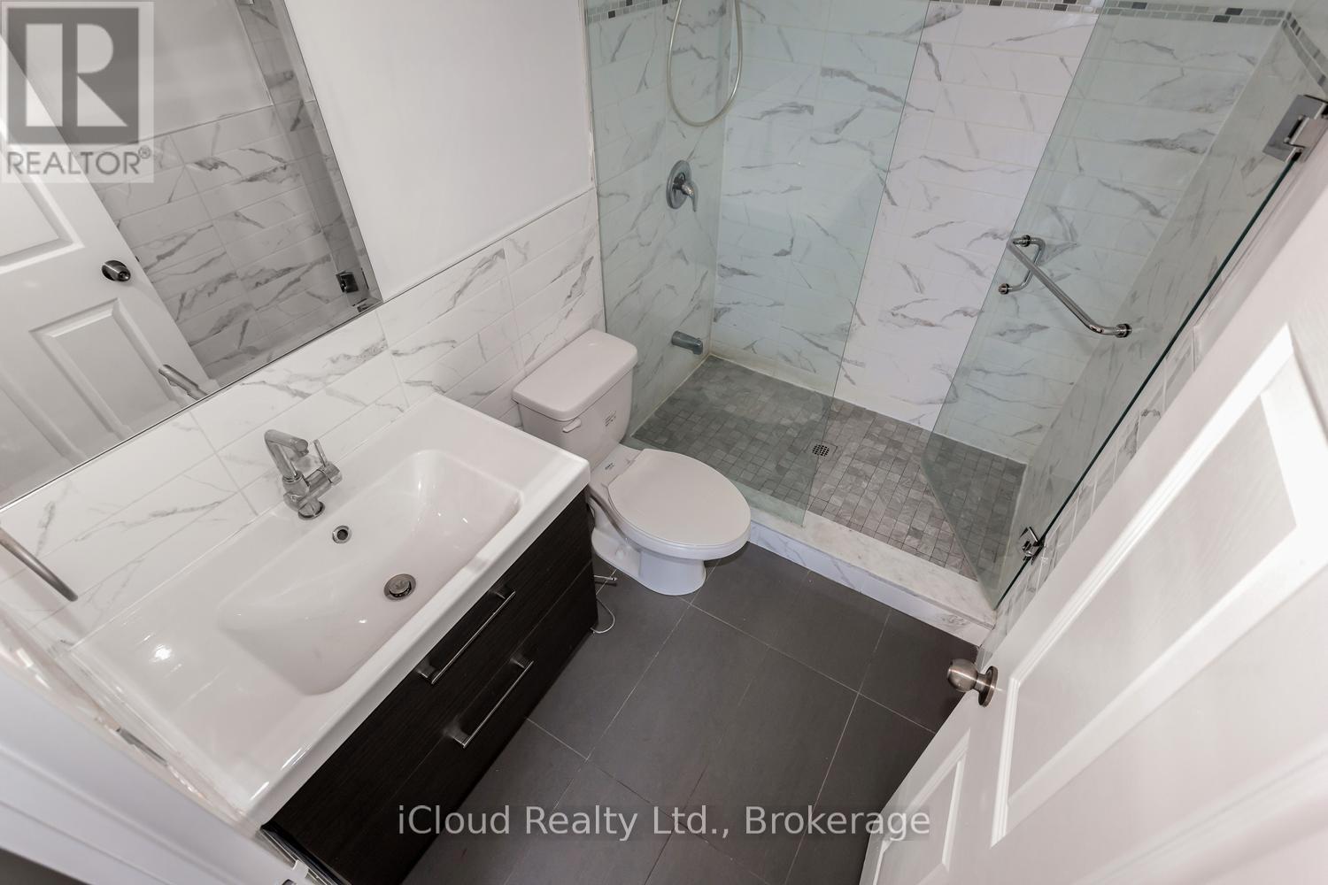#2111 285 ENFIELD PLACE - 40