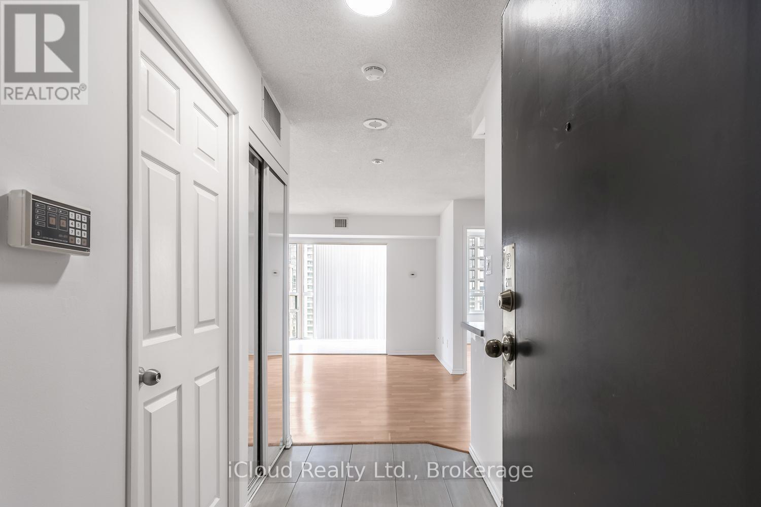 #2111 285 ENFIELD PLACE - 7