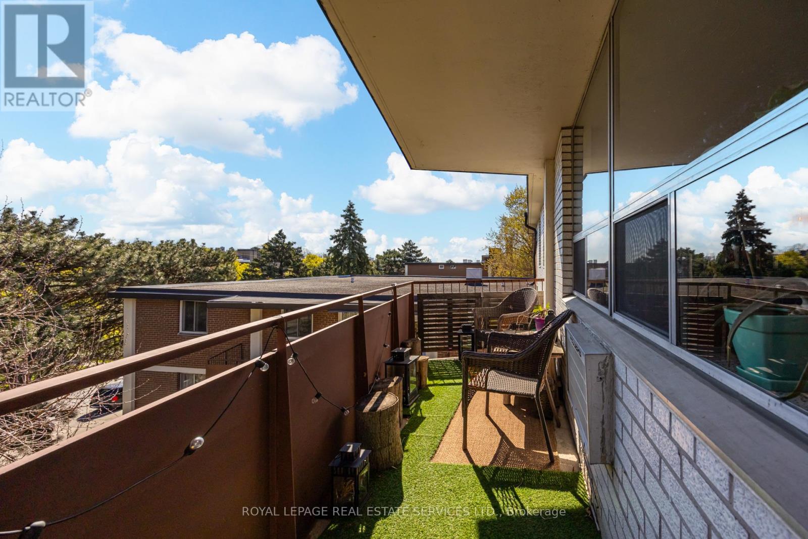 #303 100 COE HILL DRIVE - 19