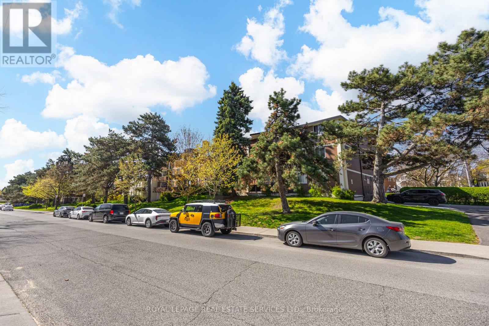 #303 100 COE HILL DRIVE - 29