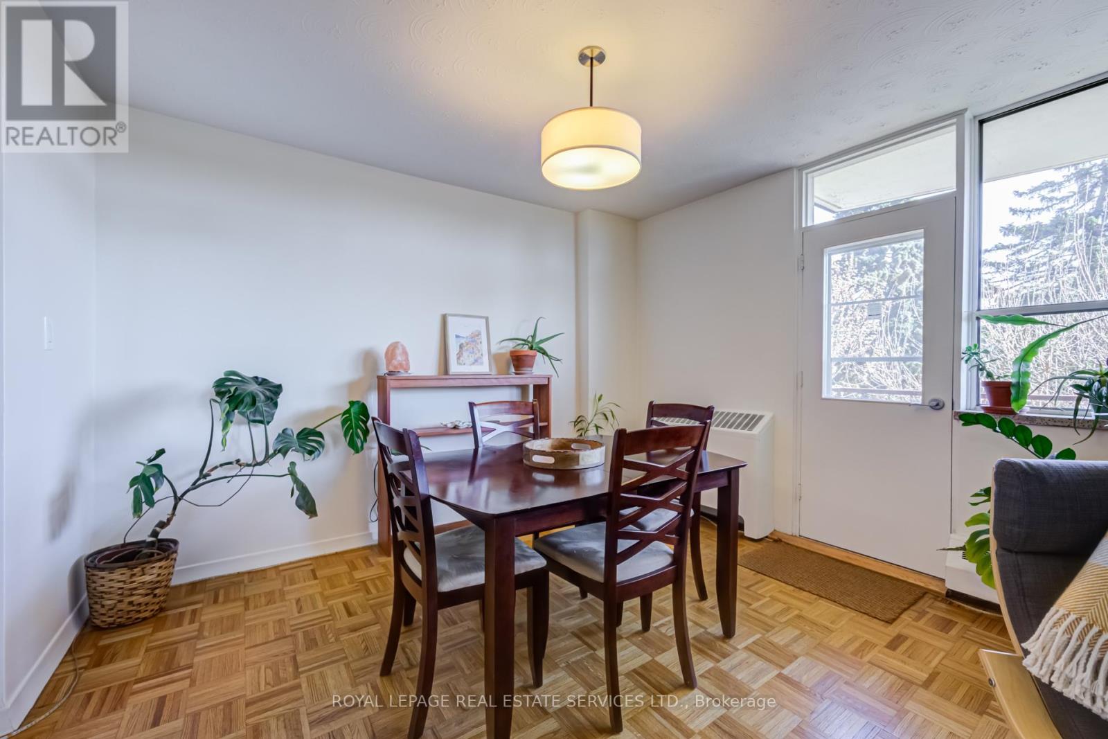 #303 100 COE HILL DRIVE - 8