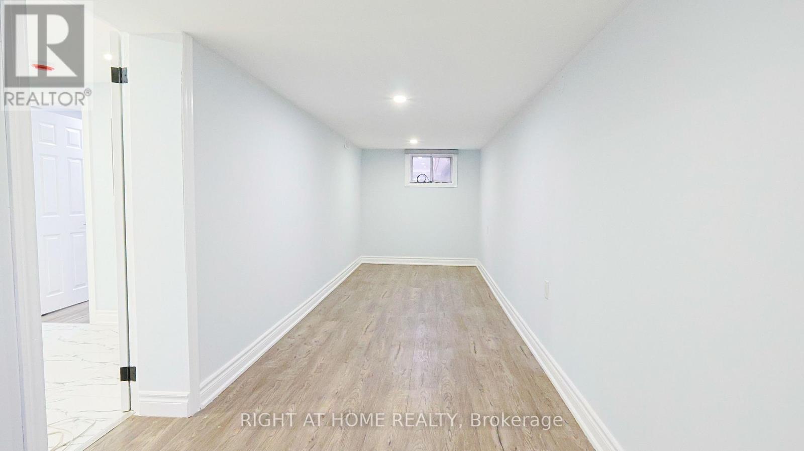 150 TOWER DRIVE - 39