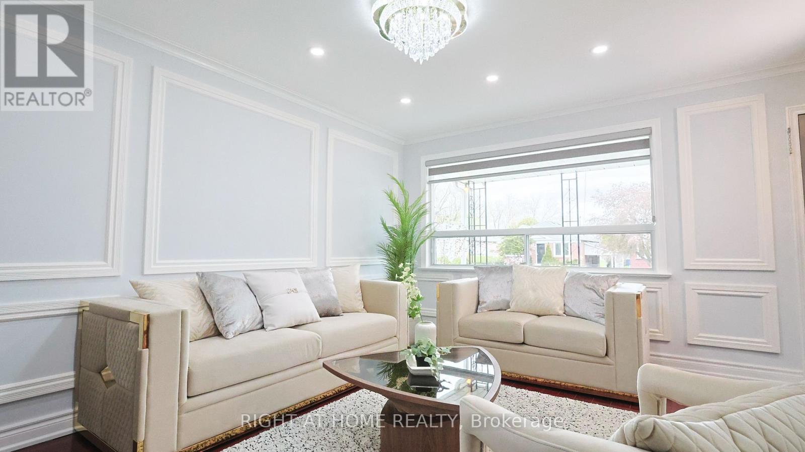 150 TOWER DRIVE - 4