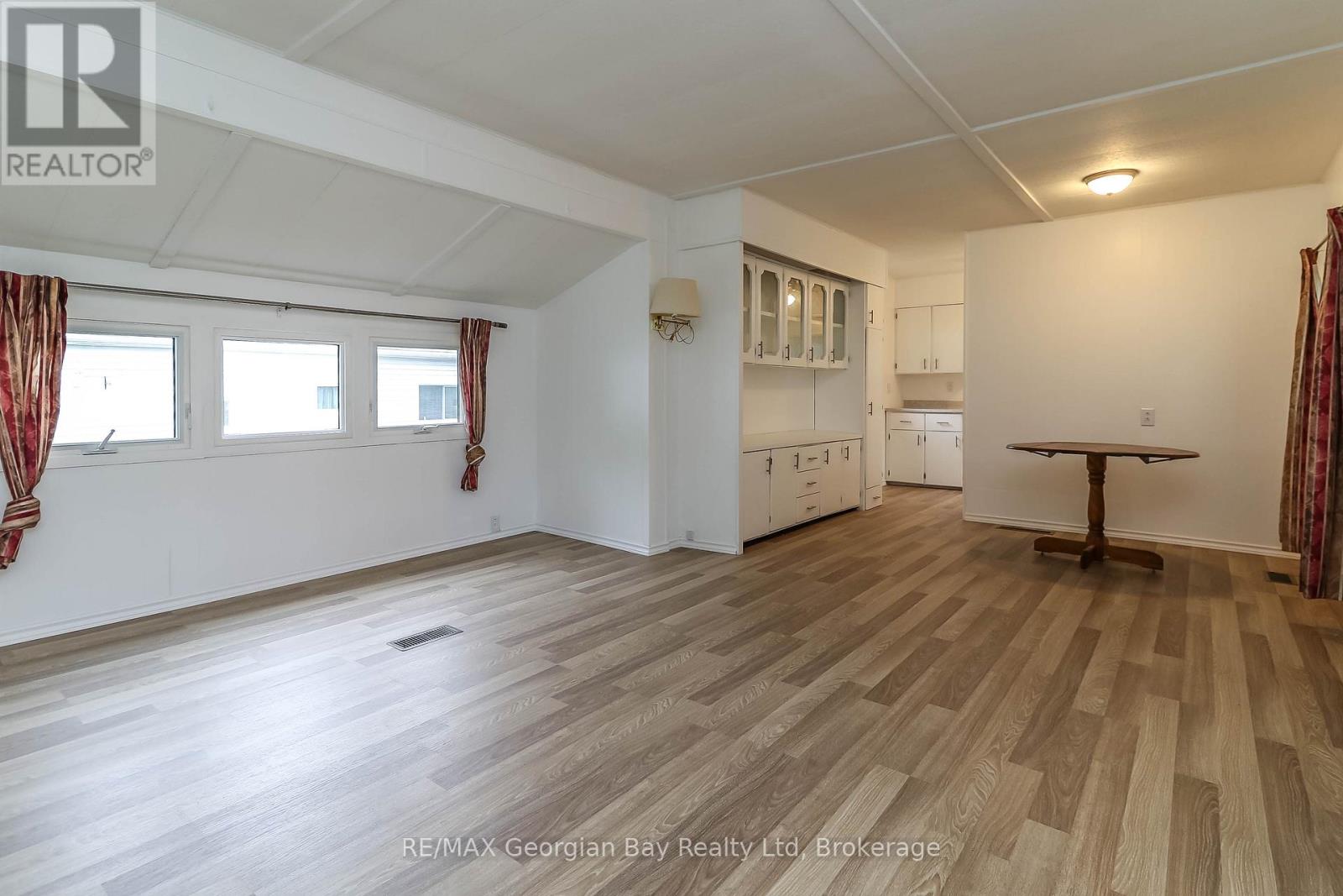 #33 525 MIDLAND POINT ROAD - 7