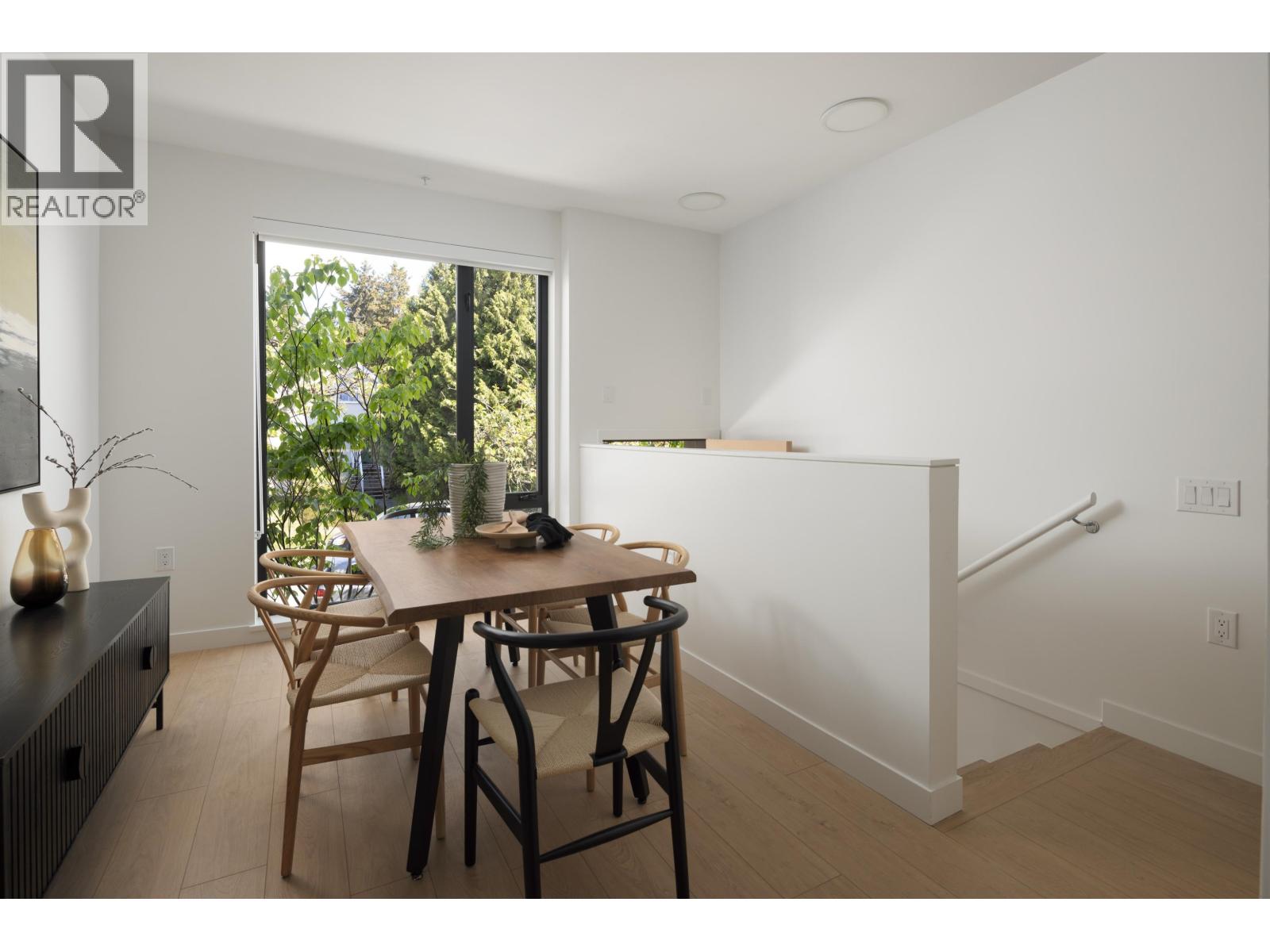 2408 E 12TH AVENUE, Vancouver