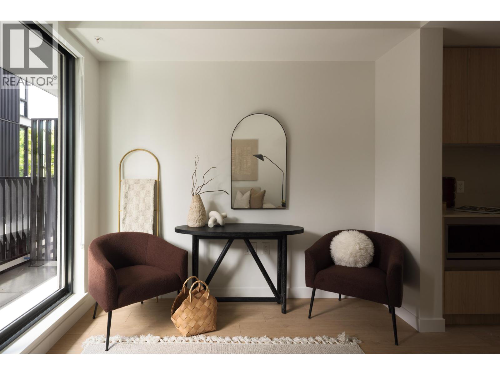 2408 E 12TH AVENUE, Vancouver