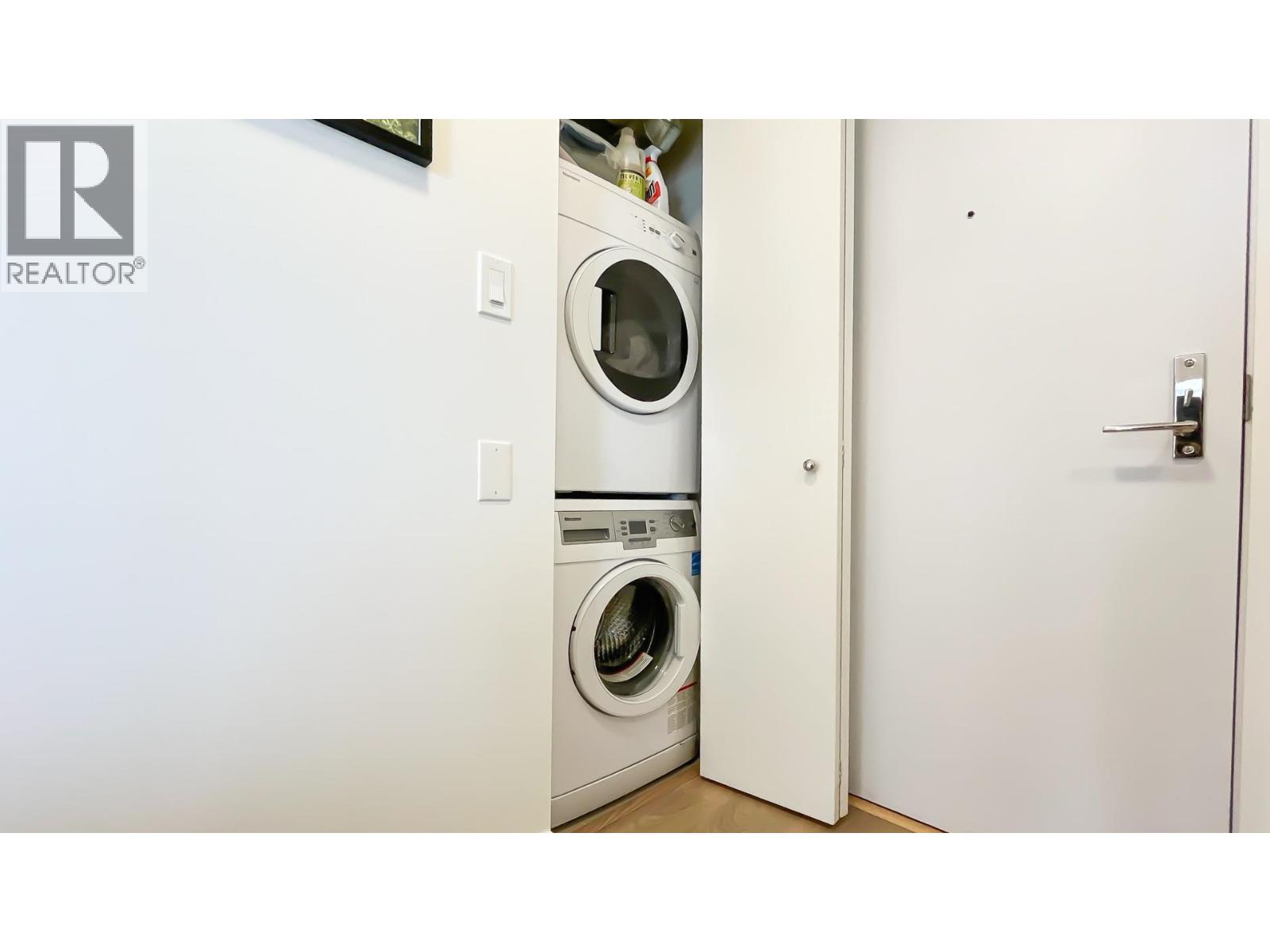 1202 1788 COLUMBIA STREET, Vancouver