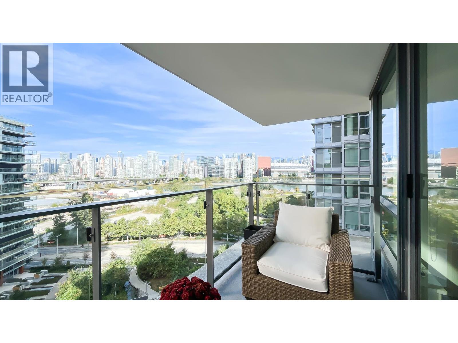 1202 1788 COLUMBIA STREET, Vancouver
