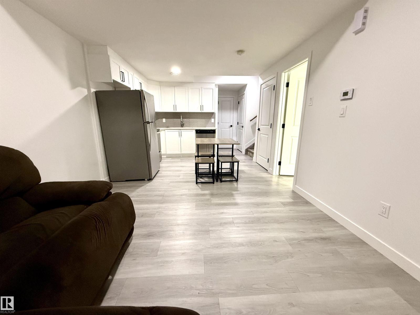 1758 ERKER WY NW - 26