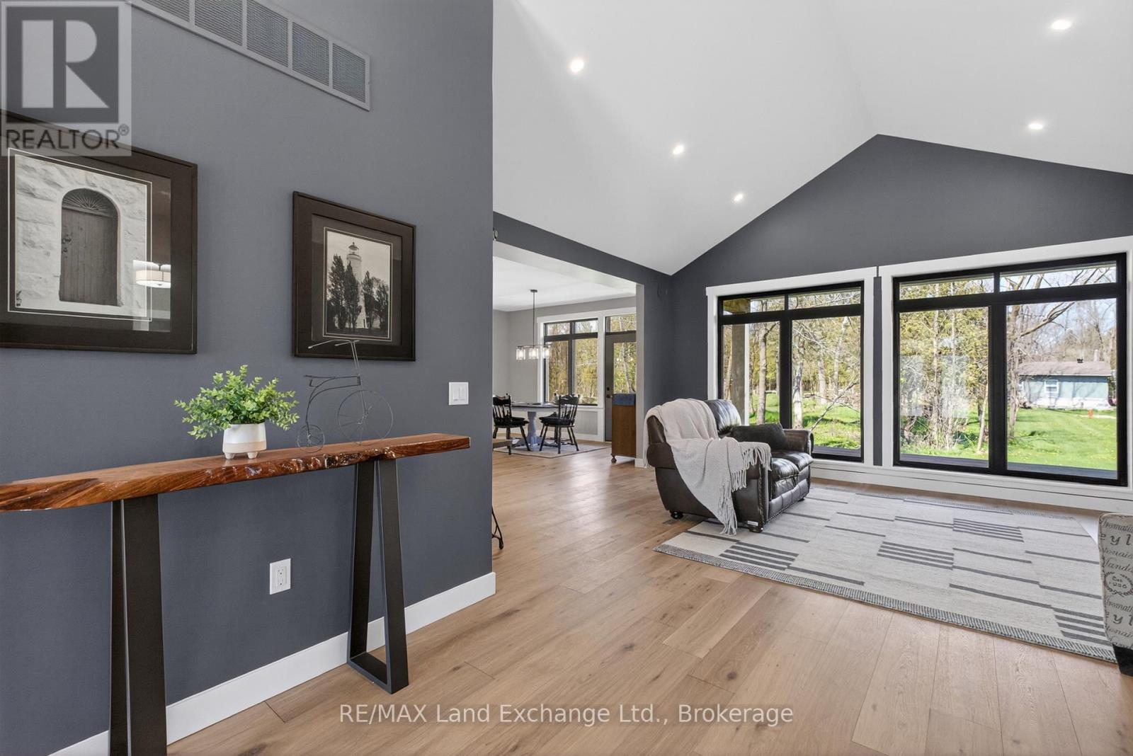 244 ST ARNAUD STREET - 6