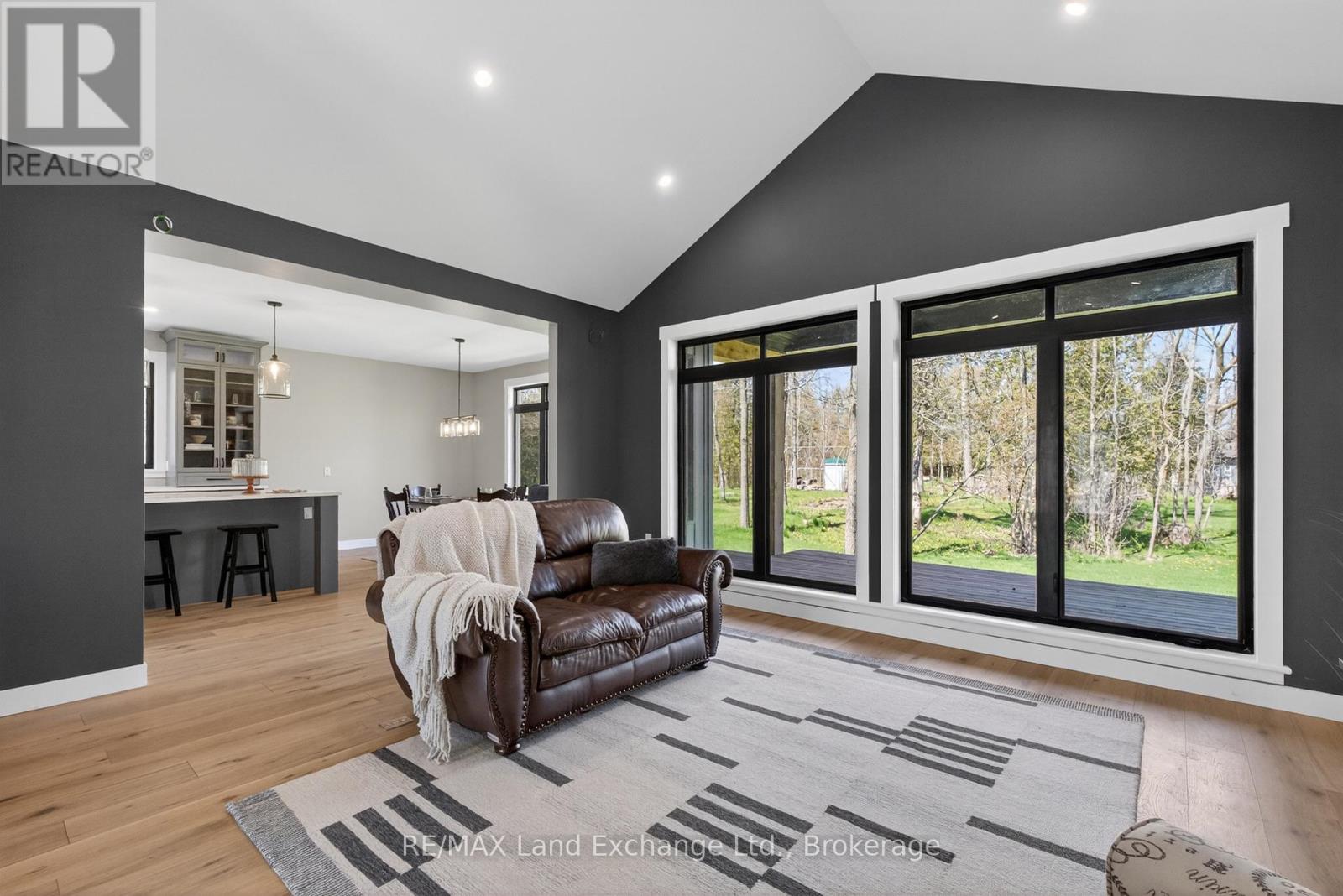 244 ST ARNAUD STREET - 7