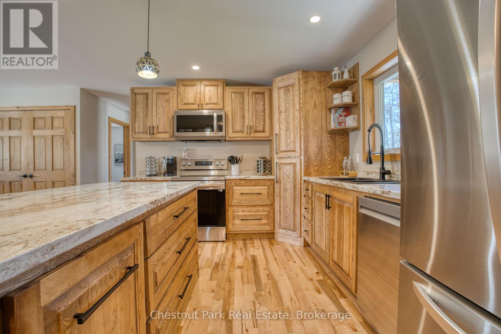23 MAPLE DRIVE - 13