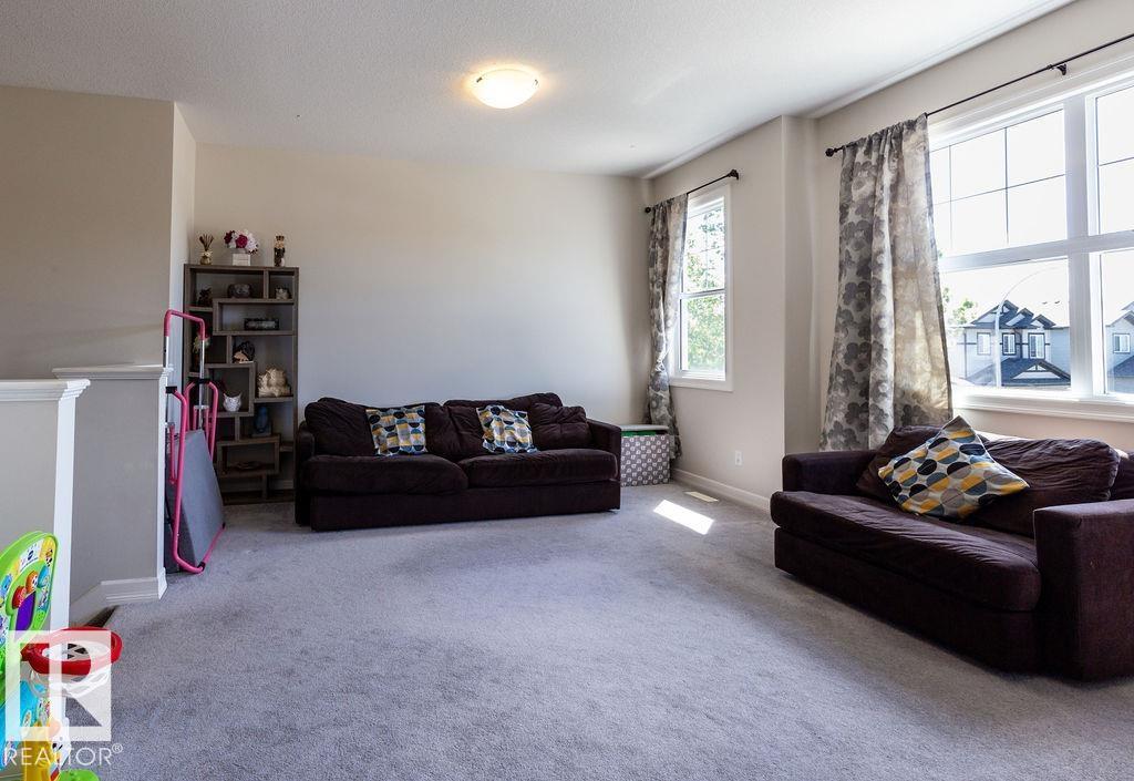 14207 138 ST NW NW, Edmonton