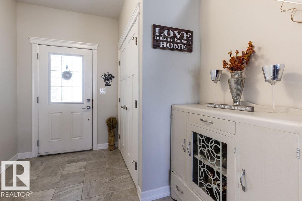 14207 138 ST NW NW - 2