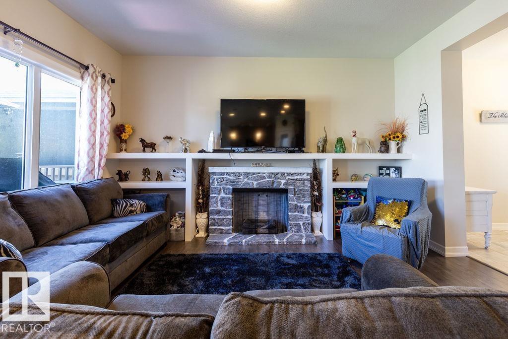 14207 138 ST NW NW, Edmonton