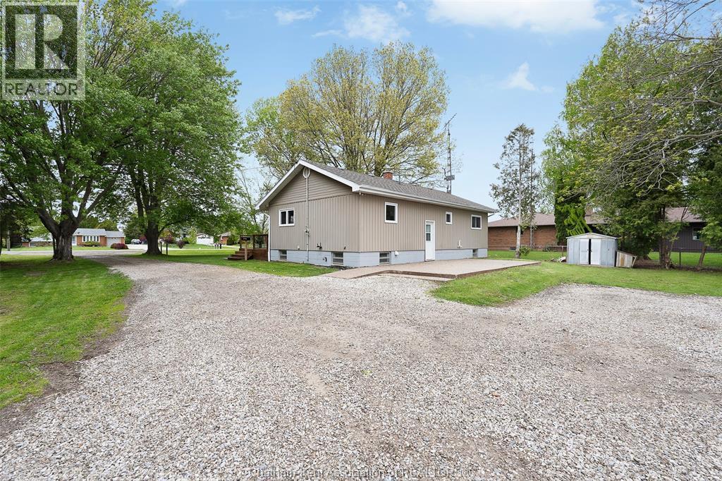 864 MCNAUGHTON AVENUE East - 24