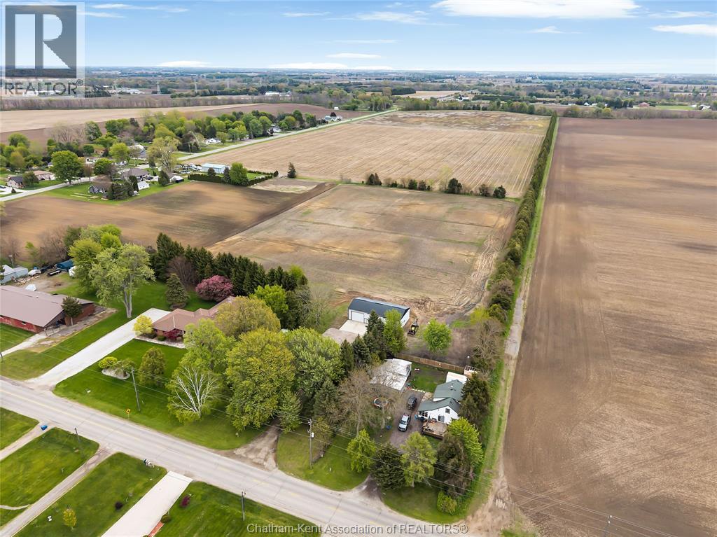 864 MCNAUGHTON AVENUE East - 33