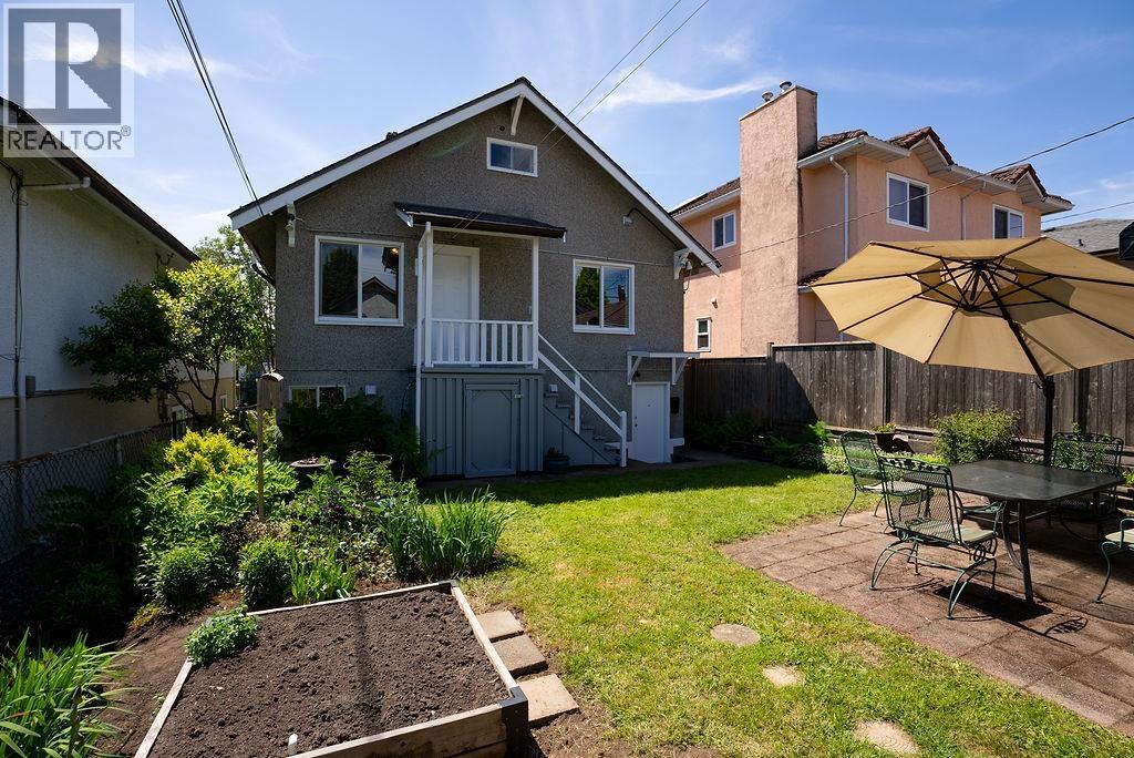 2867 E GEORGIA STREET, Vancouver