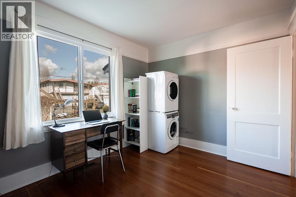 2867 E GEORGIA STREET, Vancouver
