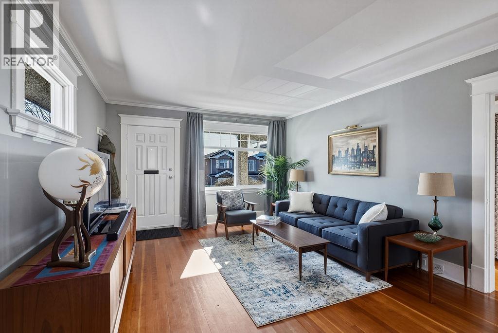 2867 E GEORGIA STREET, Vancouver