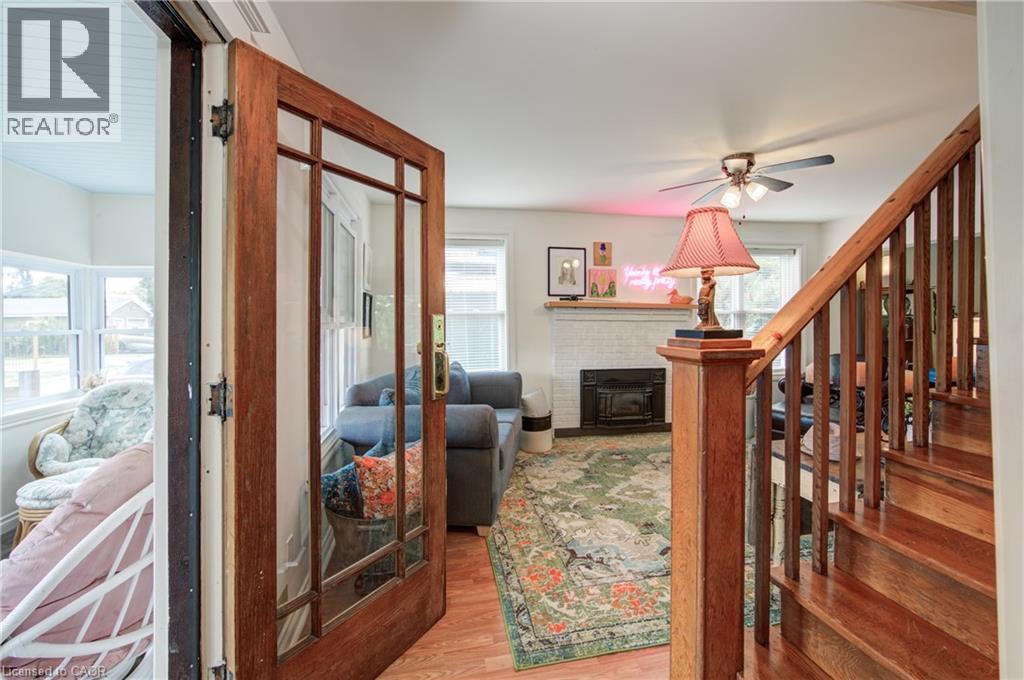 409 TOWER HEIGHTS Drive - 8