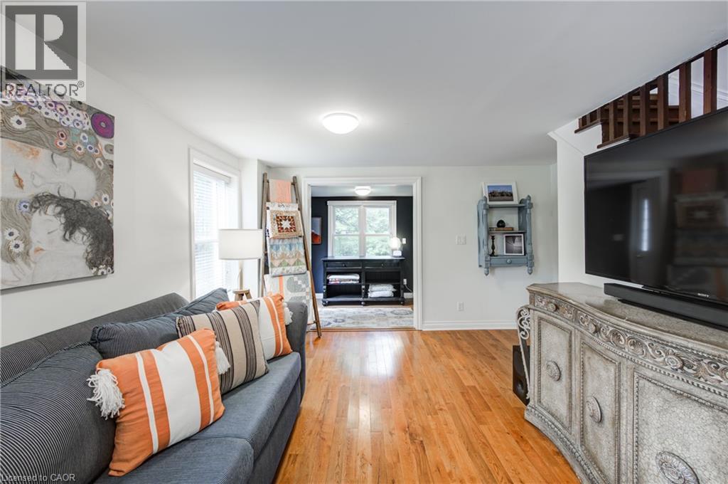 409 TOWER HEIGHTS Drive - 19