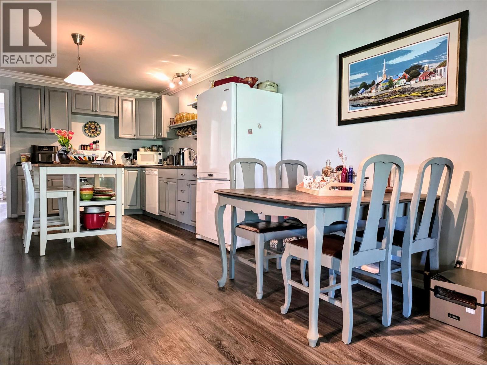 810 Swansea Road - 8