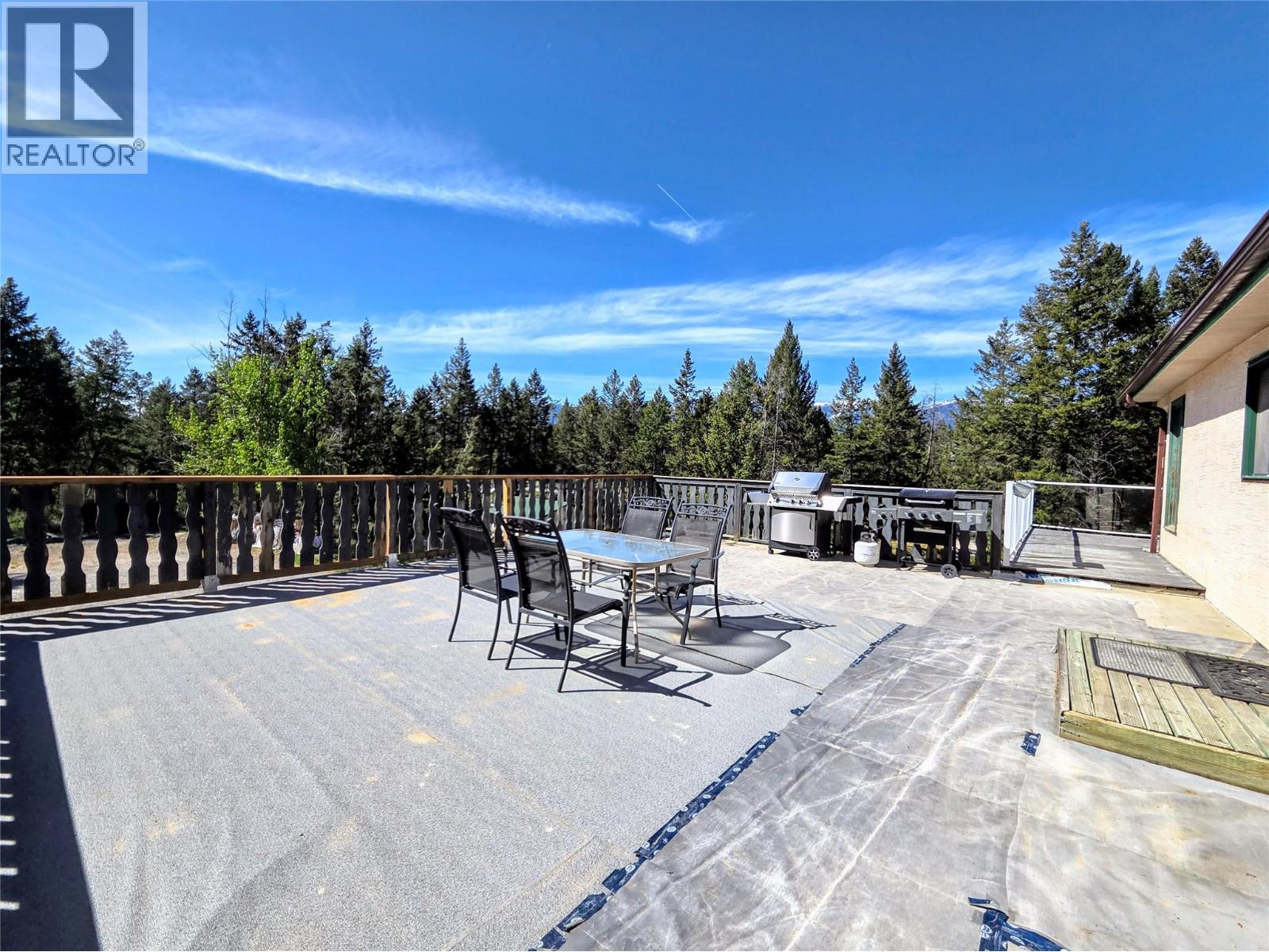 810 Swansea Road - 36