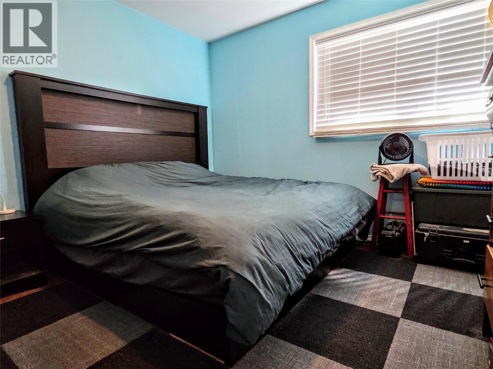 810 Swansea Road - 19