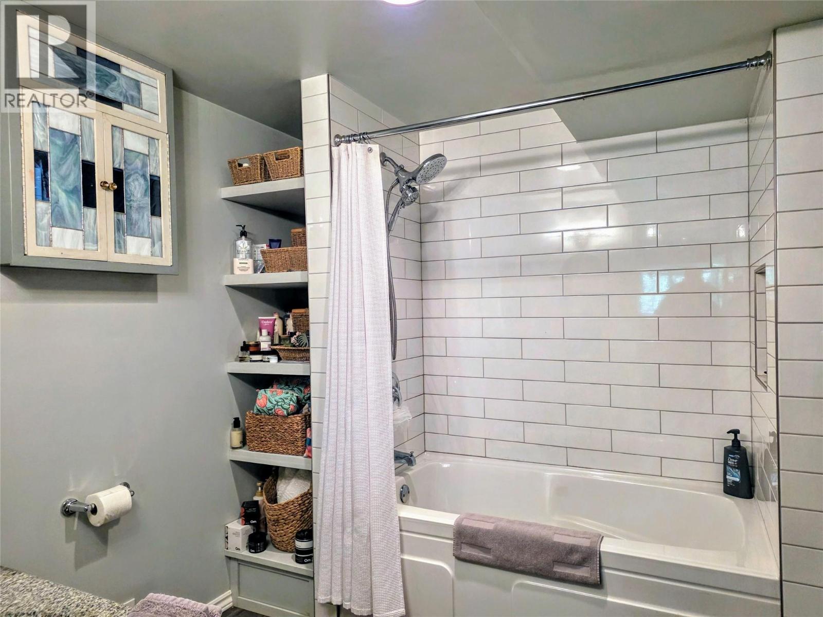 810 Swansea Road - 6