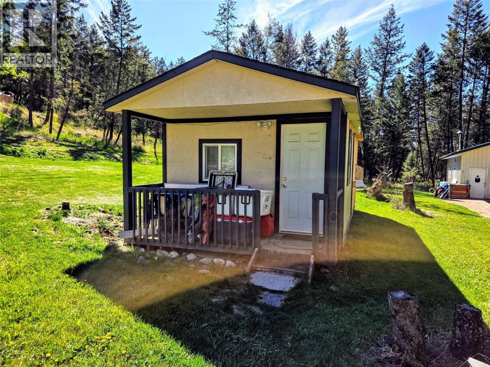 810 Swansea Road - 29