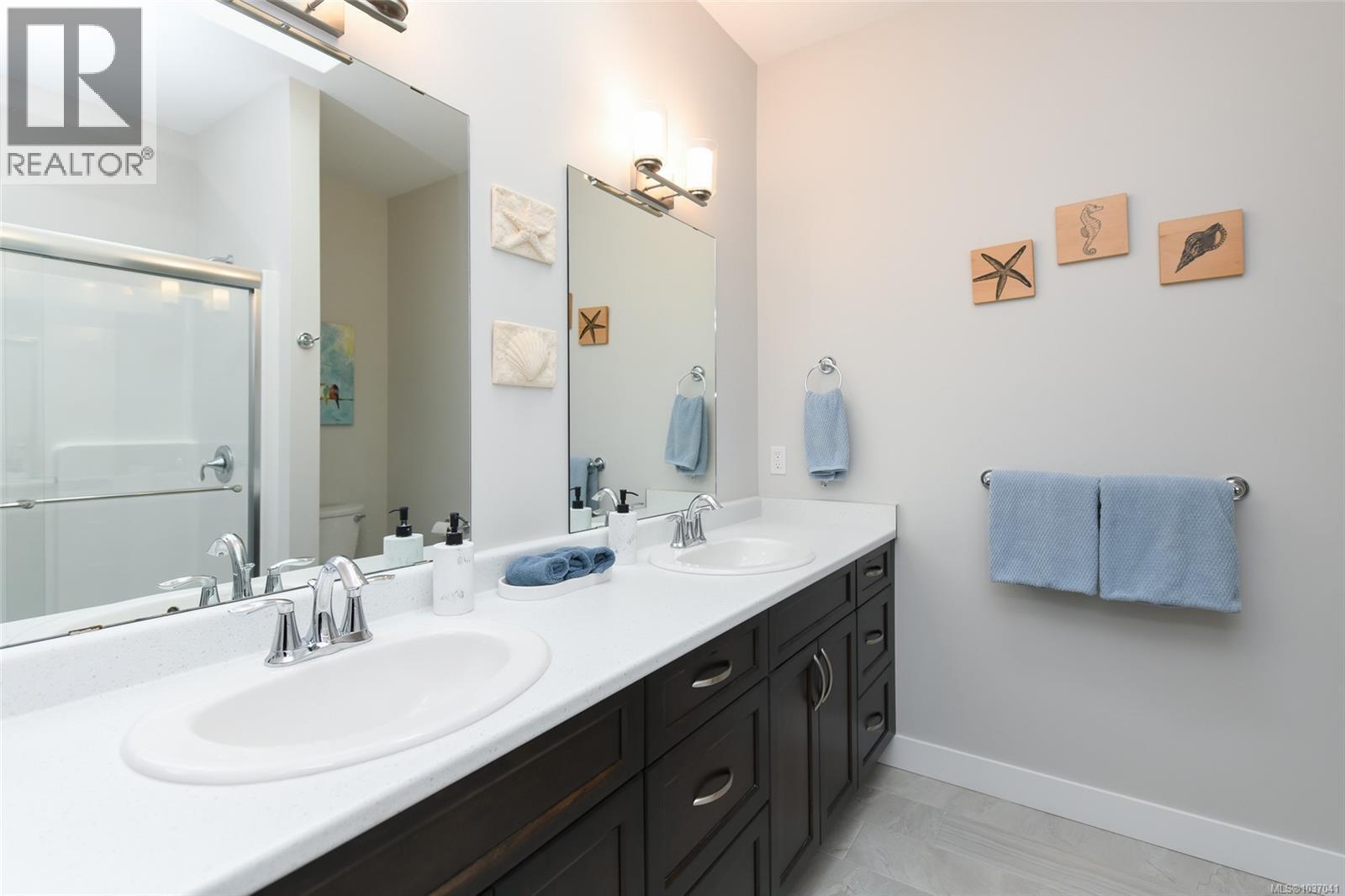 1135 Crown Isle Blvd, Courtenay
