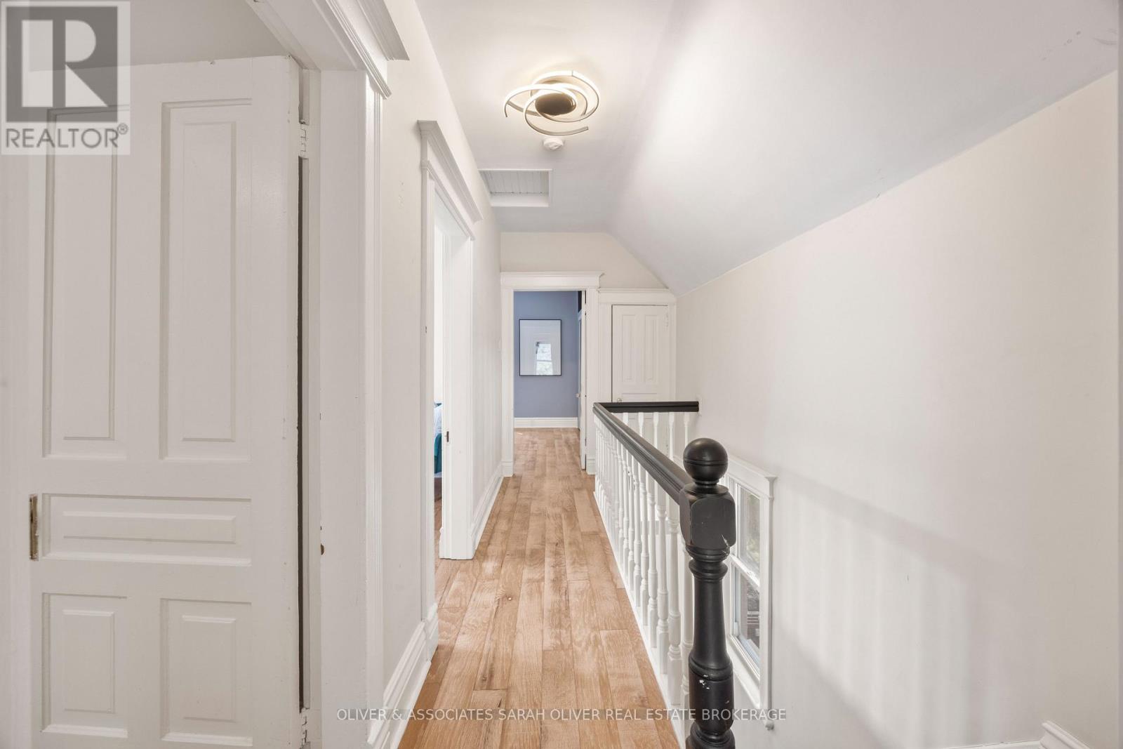 28 RENWICK AVENUE - 18