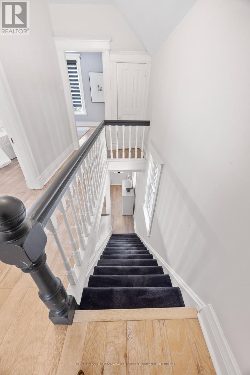 28 RENWICK AVENUE - 17