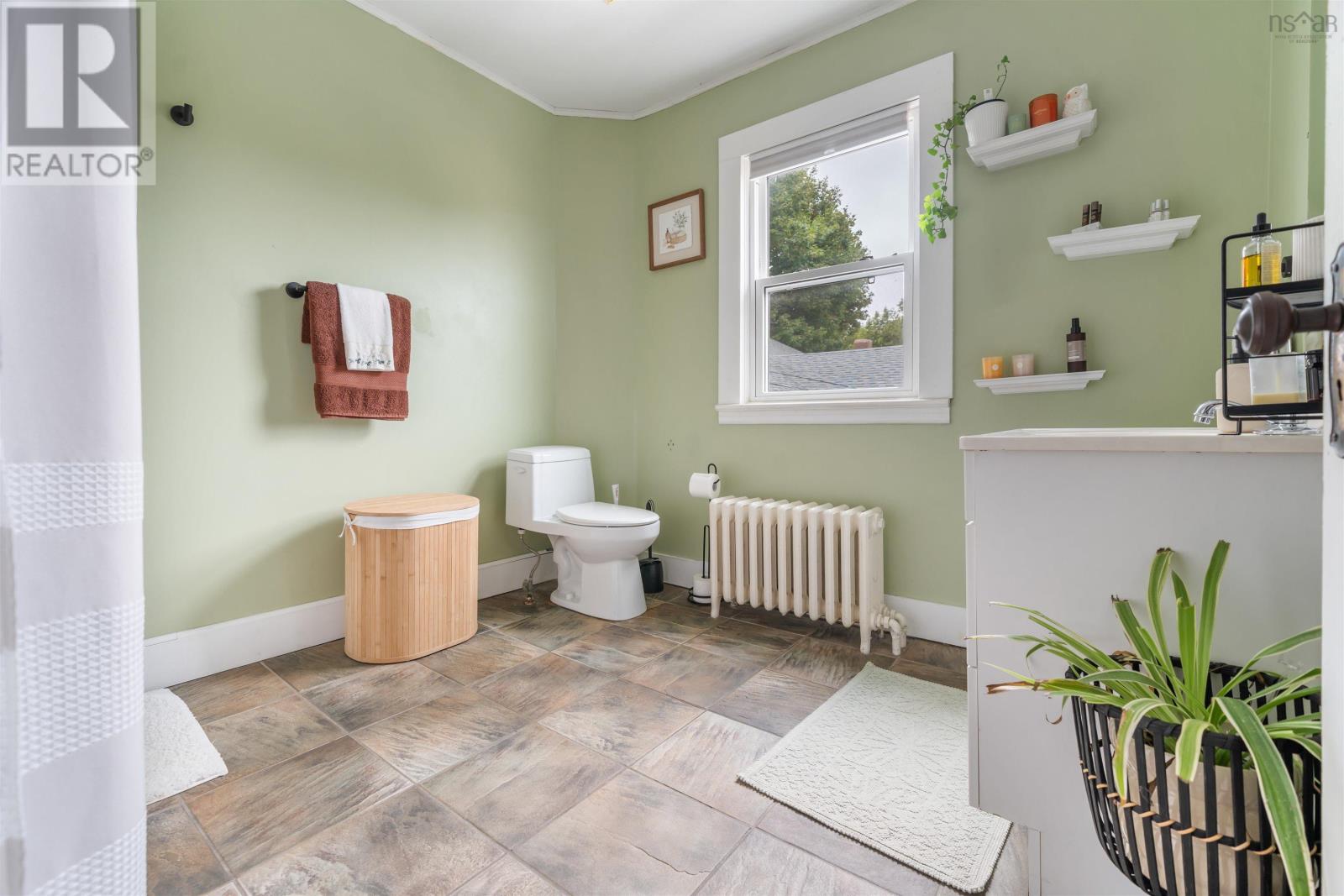Property 31 of 49 of 28 Mitchell Street