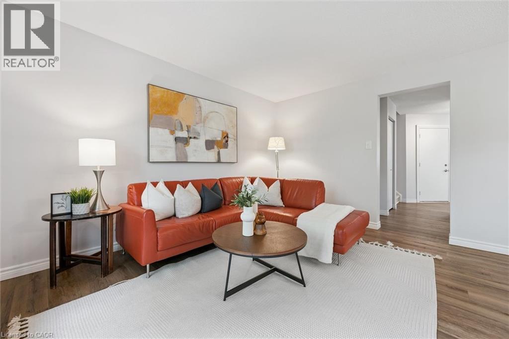 375 KINGSCOURT Drive Unit# 27, Waterloo, Ontario, N2K3N7 — Photo 30