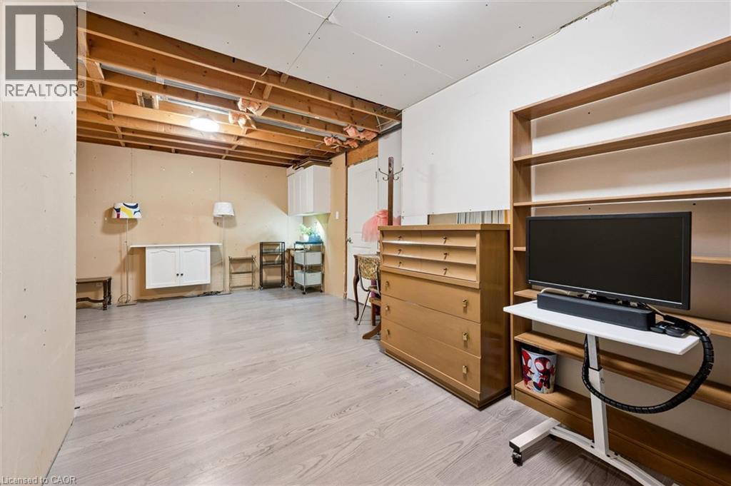 375 KINGSCOURT Drive Unit# 27, Waterloo, Ontario, N2K3N7 — Photo 36