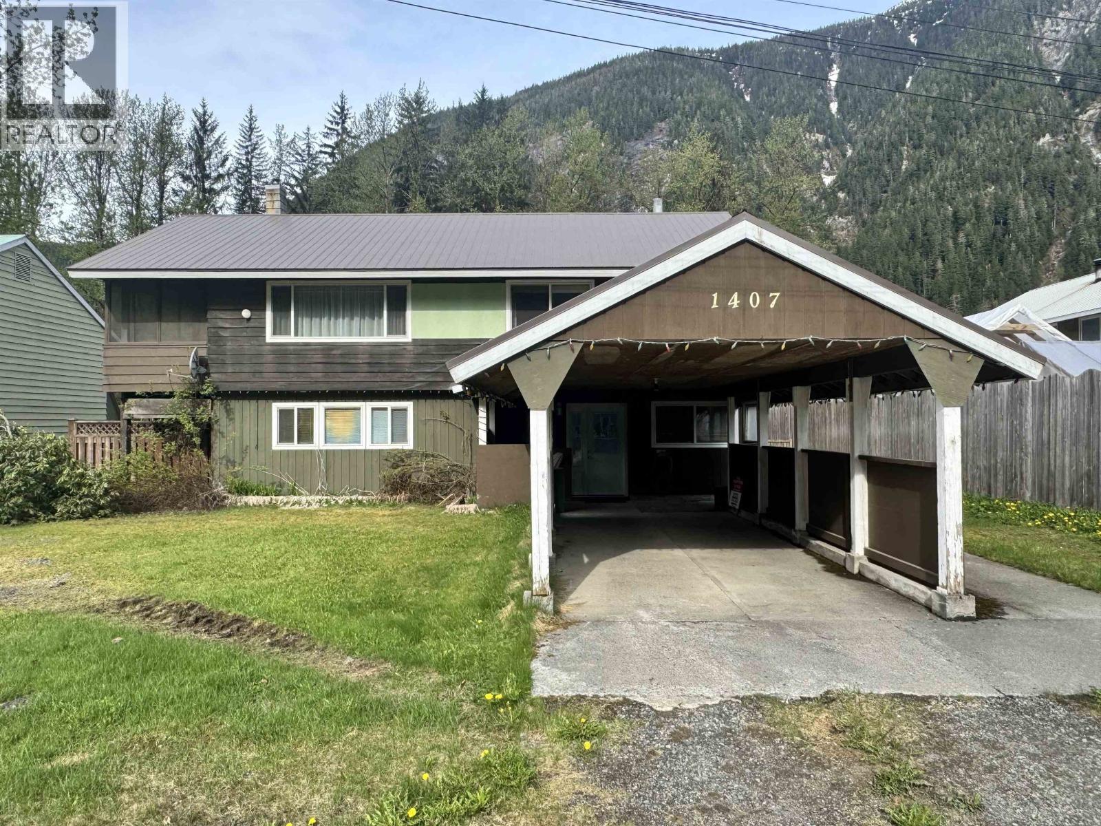 1407 RAVEN STREET - 1