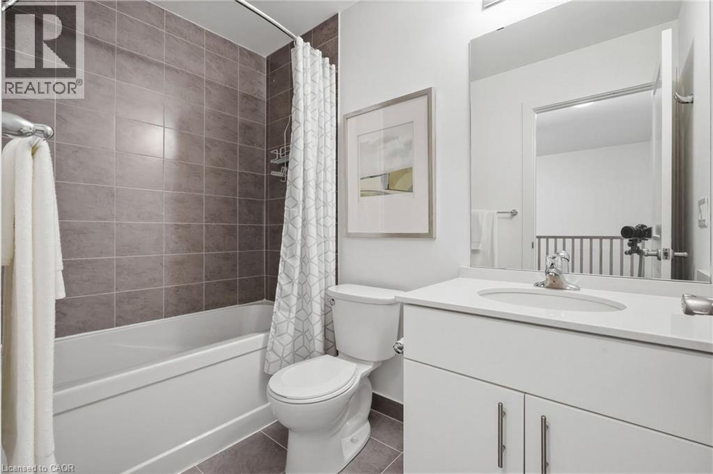 #22 110 FERGUS Avenue - 22