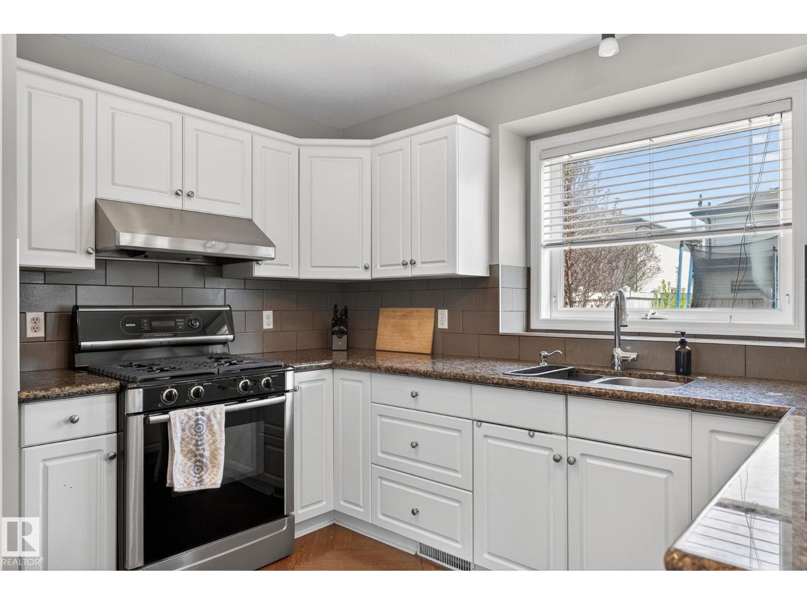 907 115 ST NW NW - 15