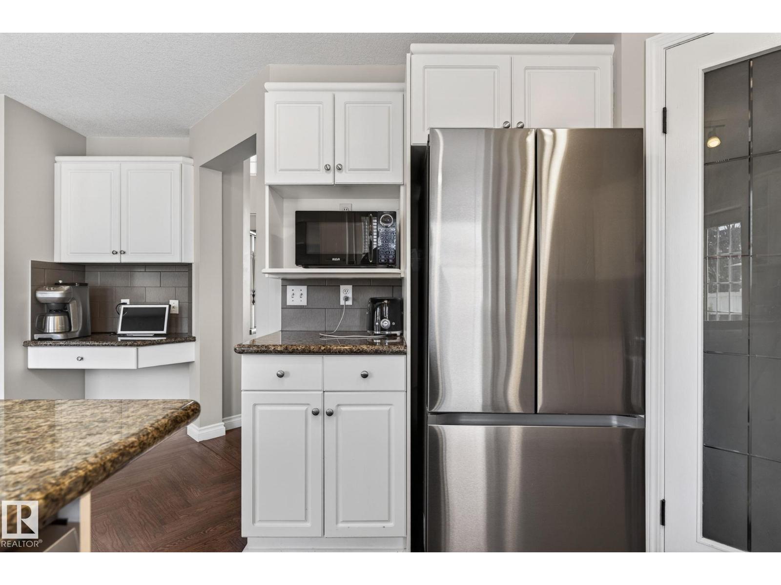 907 115 ST NW NW - 17