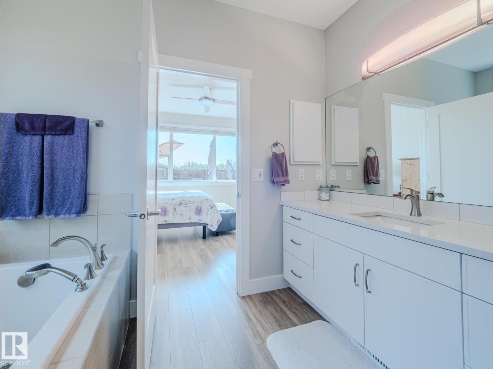 153 RANKIN DR, St. Albert